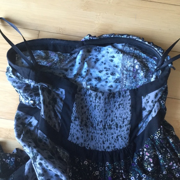 GIFTED kimchi Blue Floral Ruffle Strapless Dress - Picture 3 of 6